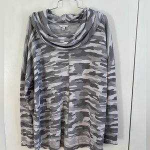 Lucky Brand Camo Gray Turtleneck Mock Neck Women’s Top 1X